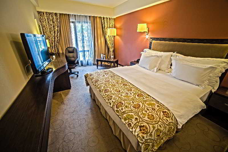 ดับเบิลทรี บาย ฮิลตัน ซิกกีชัวรา-คาวาเลอร์ Hotel ซิวิโชอารา ภายนอก รูปภาพ
